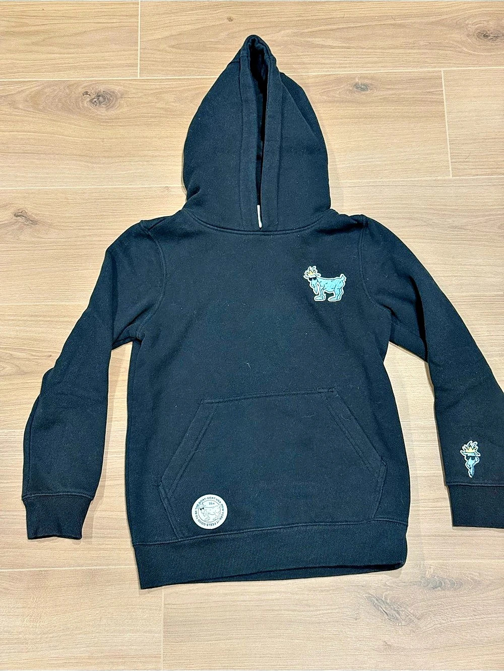 G.O.A.T. Goat Graphic Hoodie Boys Size Medium